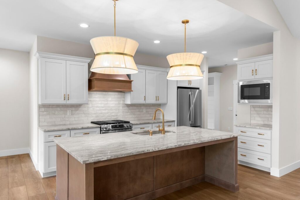 010-010-Kitchen-1500x999
