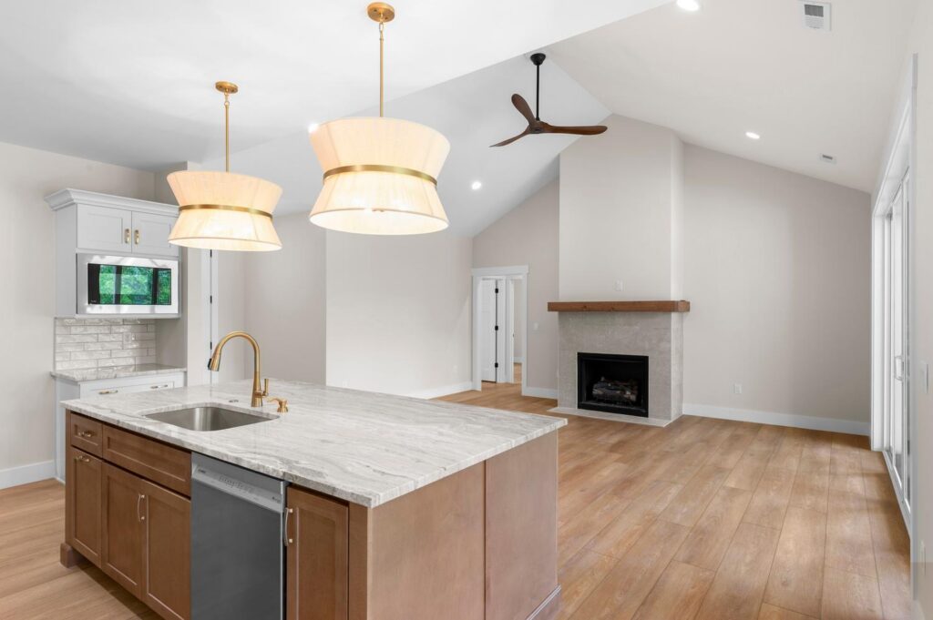 011-016-Kitchen-1500x999
