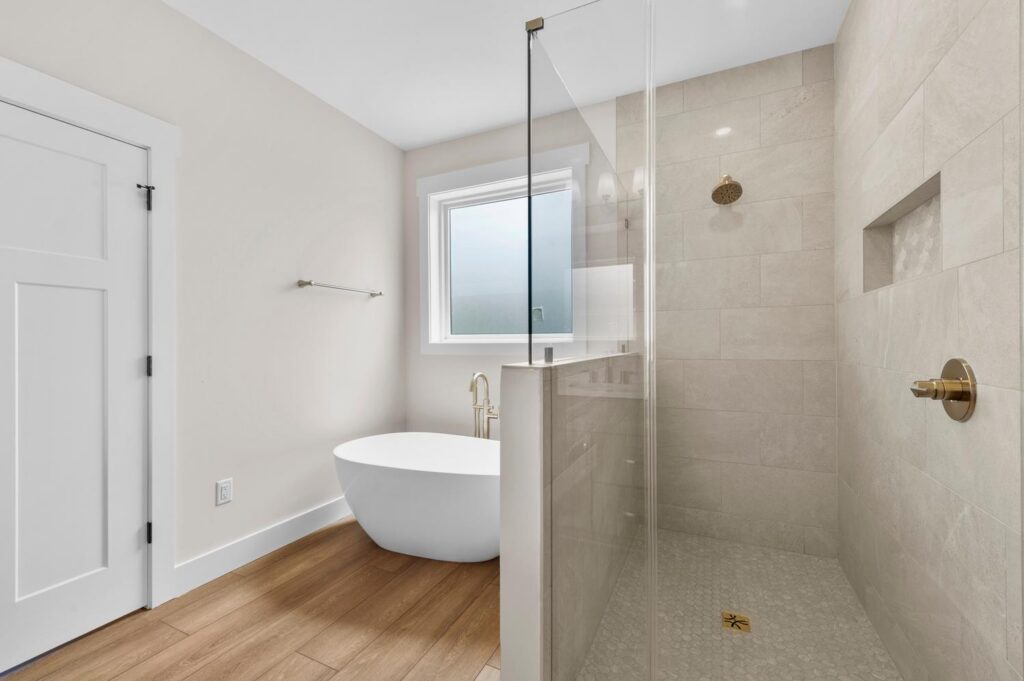 016-002-Primary Bath-1500x999